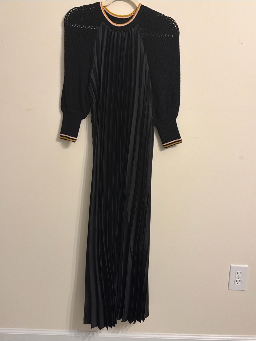 Aleeza Paris Ela Dress - Picture 2 of 3